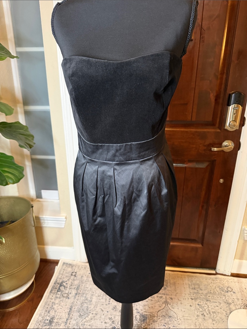 Banana Republic Black Strapless Cocktail Dress Sz 8